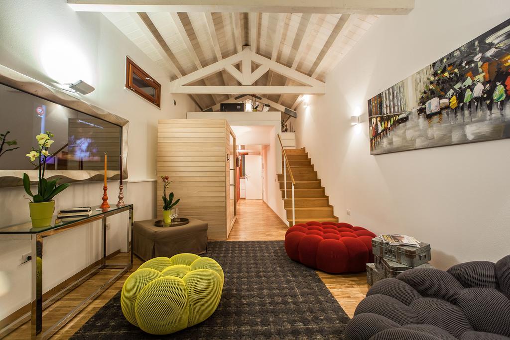 Chambres Du Monde Cagliari Bagian luar foto