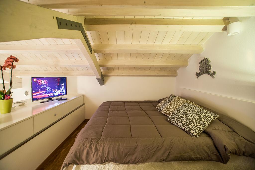 Chambres Du Monde Cagliari Bagian luar foto