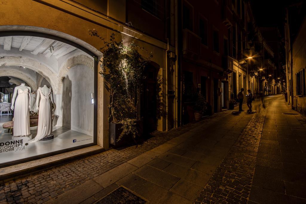 Chambres Du Monde Cagliari Bagian luar foto