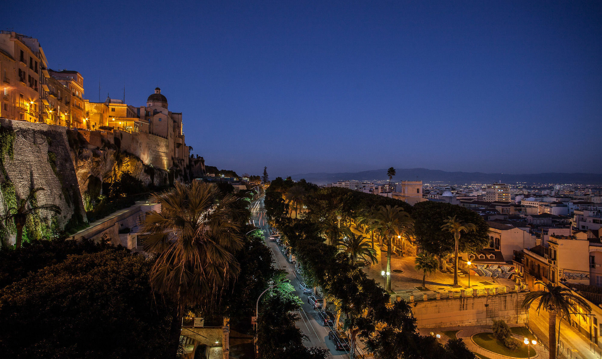 Chambres Du Monde Cagliari Bagian luar foto